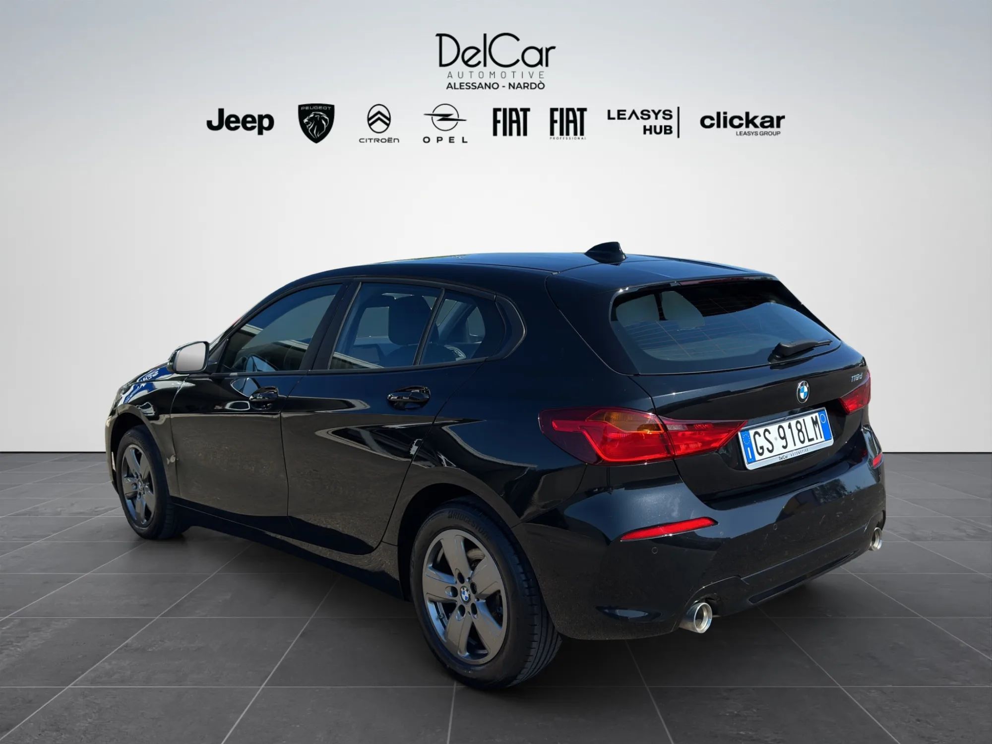 BMW Serie 1 118d 2.0 150 Cv. Business Advantage 2023 — foto 4 di 19