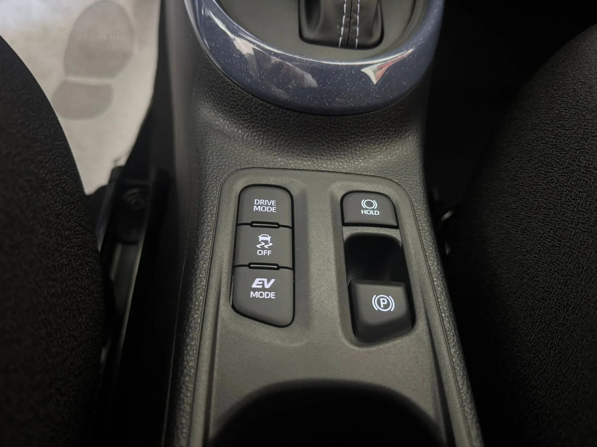 Toyota Aygo X ICON Full Hybrid MY26 115 Cv. 2026 — foto 10 di 10
