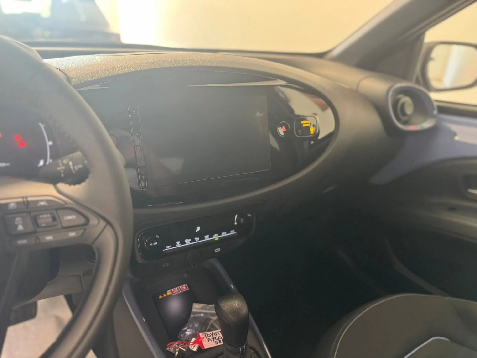 Toyota Aygo X ICON Full Hybrid MY26 115 Cv. 2026 — foto 7 di 10