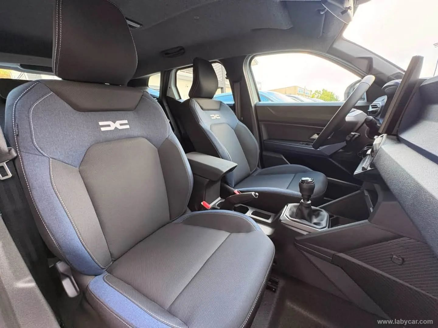 Dacia Duster Eco-G 1.2 120 Cv. Expression GPL 2026 — foto 5 di 13