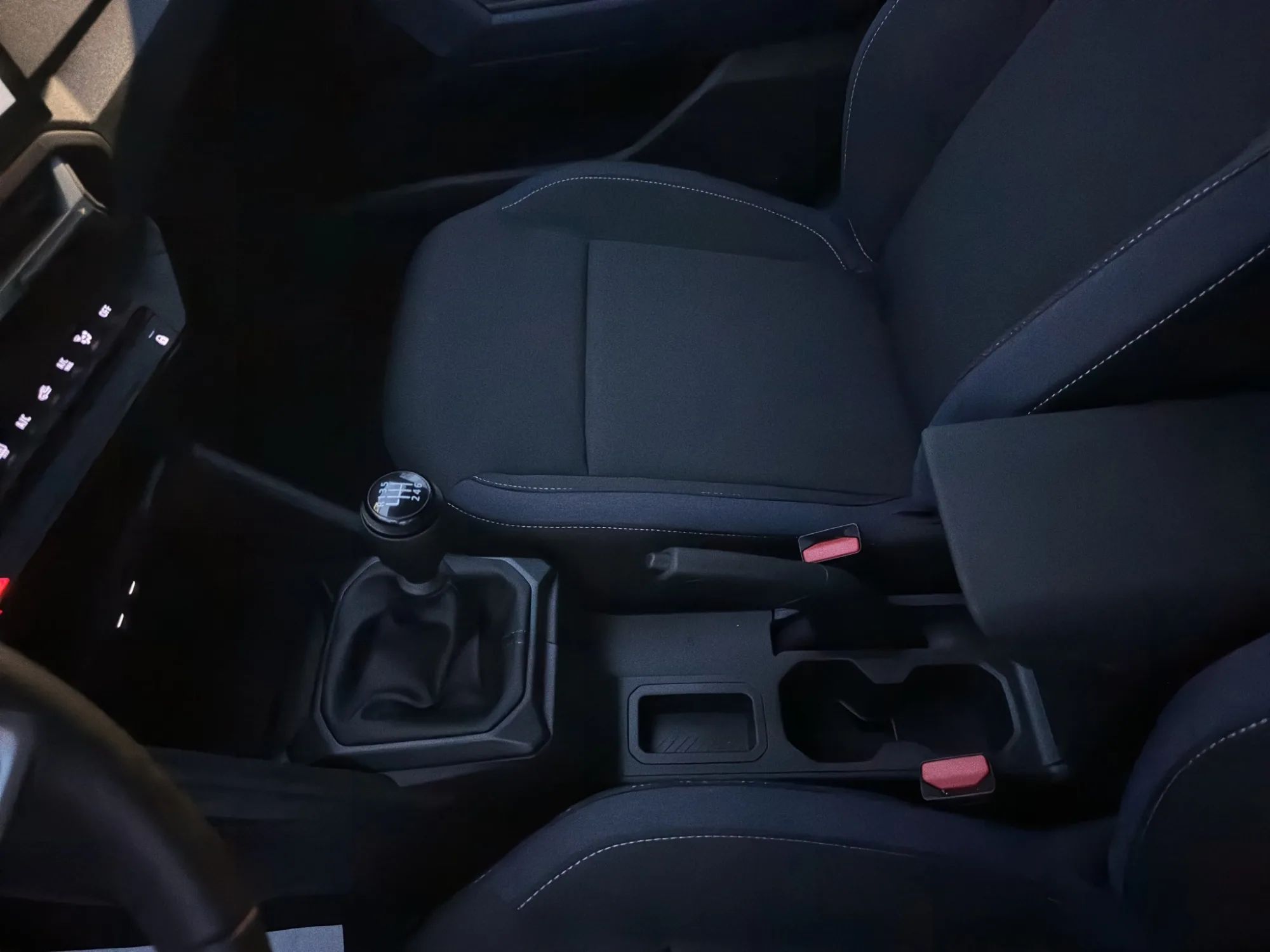 Dacia Duster Eco-G 1.2 120 Cv. Expression GPL 2026 — foto 16 di 21
