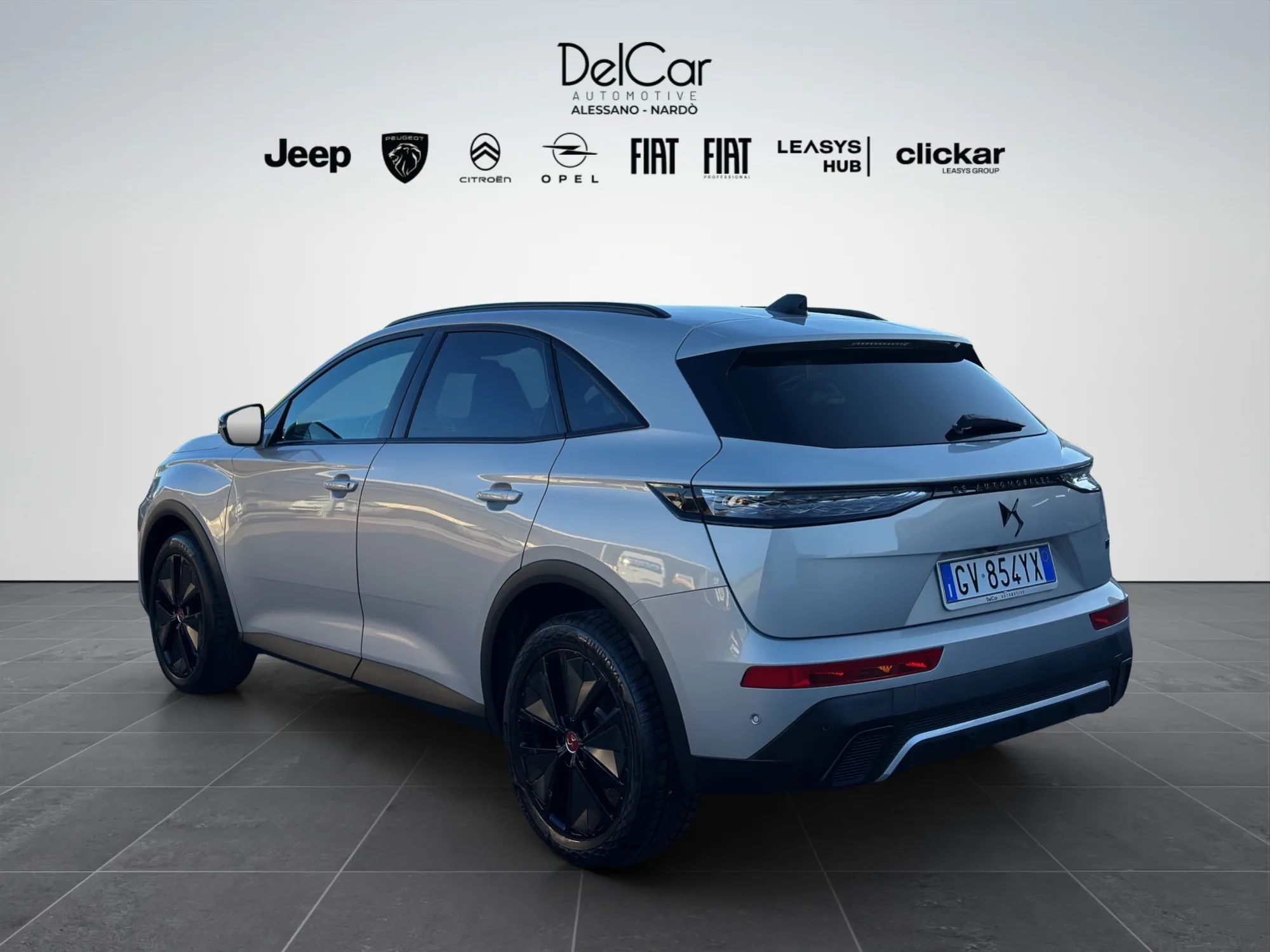 DS DS7 1.5 BlueHDi 130 Cv. EAT8 Performance 2024 — foto 4 di 23