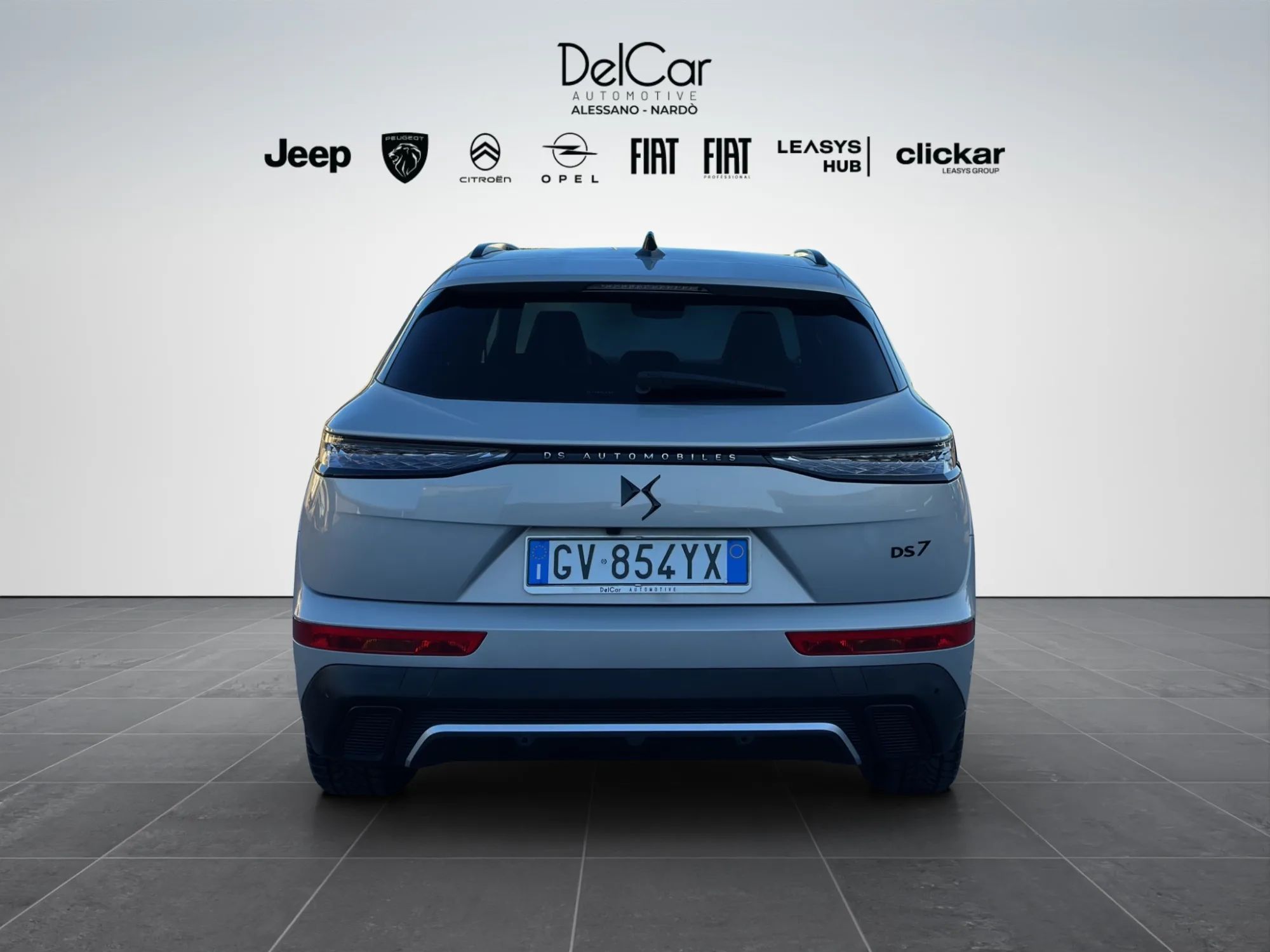 DS DS7 1.5 BlueHDi 130 Cv. EAT8 Performance 2024 — foto 5 di 23