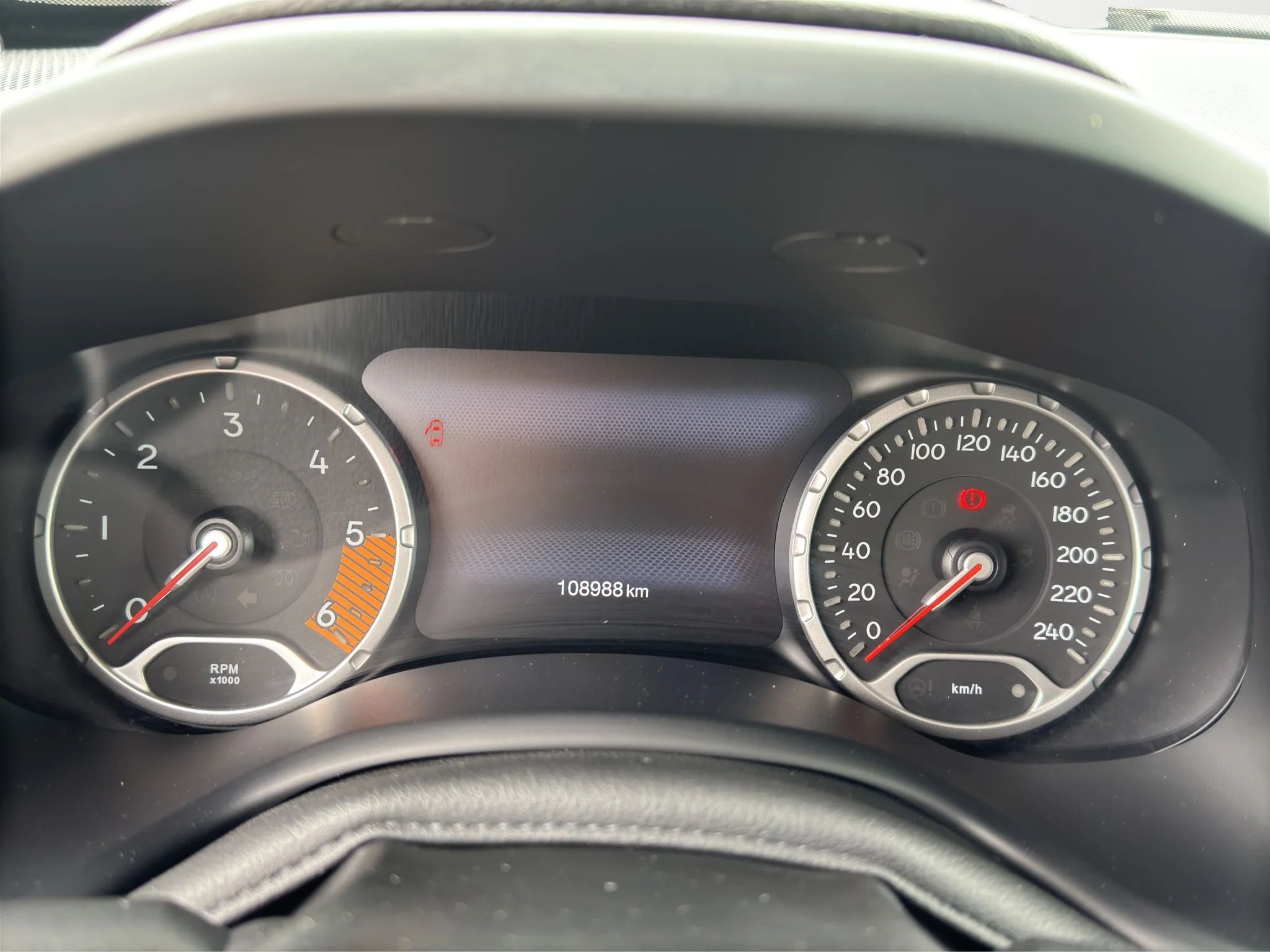 Jeep Renegade 1.6 MJT LIMITED 2021 — foto 10 di 18