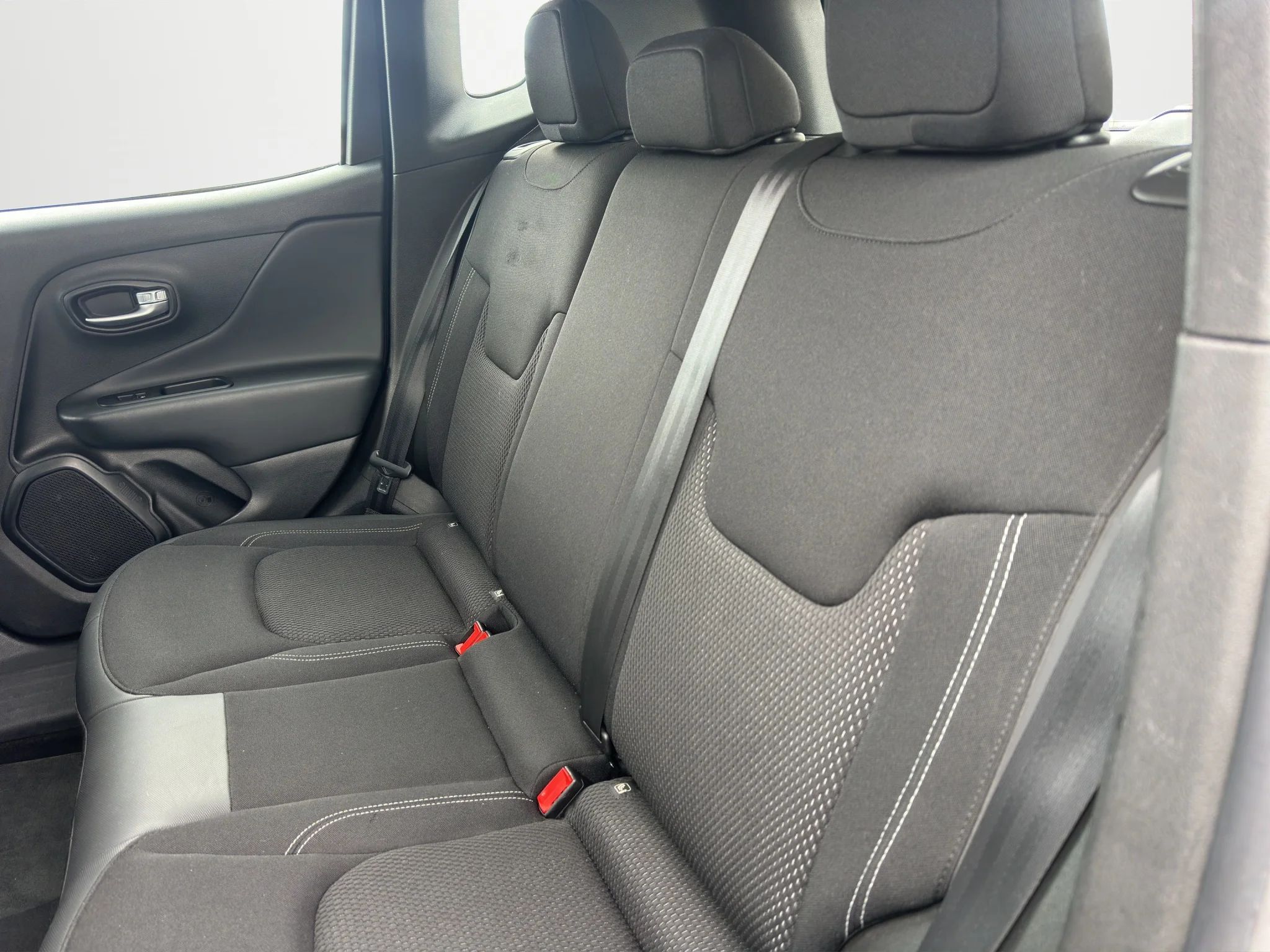 Jeep Renegade 1.6 MJT LIMITED 2021 — foto 12 di 18