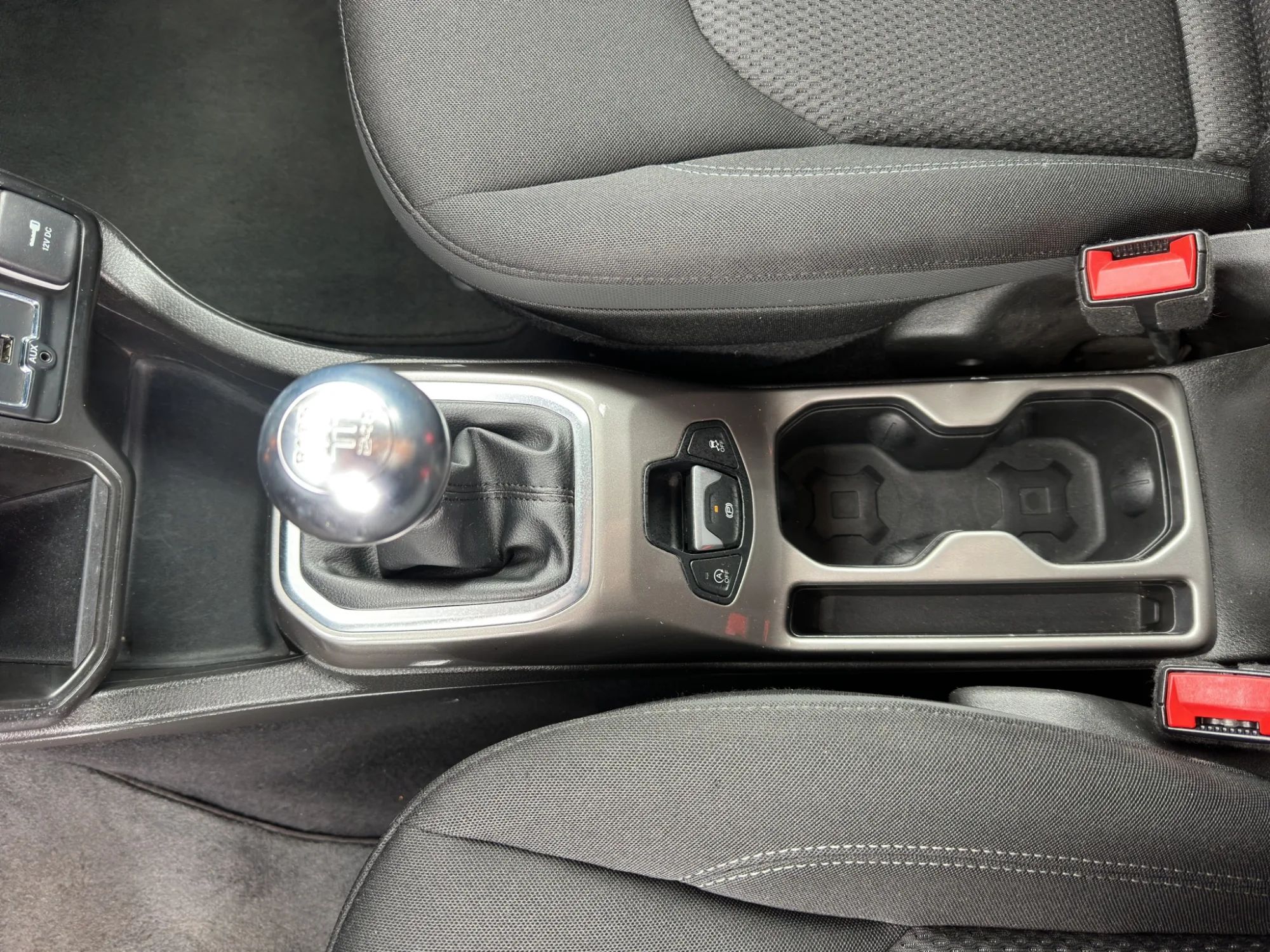 Jeep Renegade 1.6 MJT LIMITED 2021 — foto 15 di 18