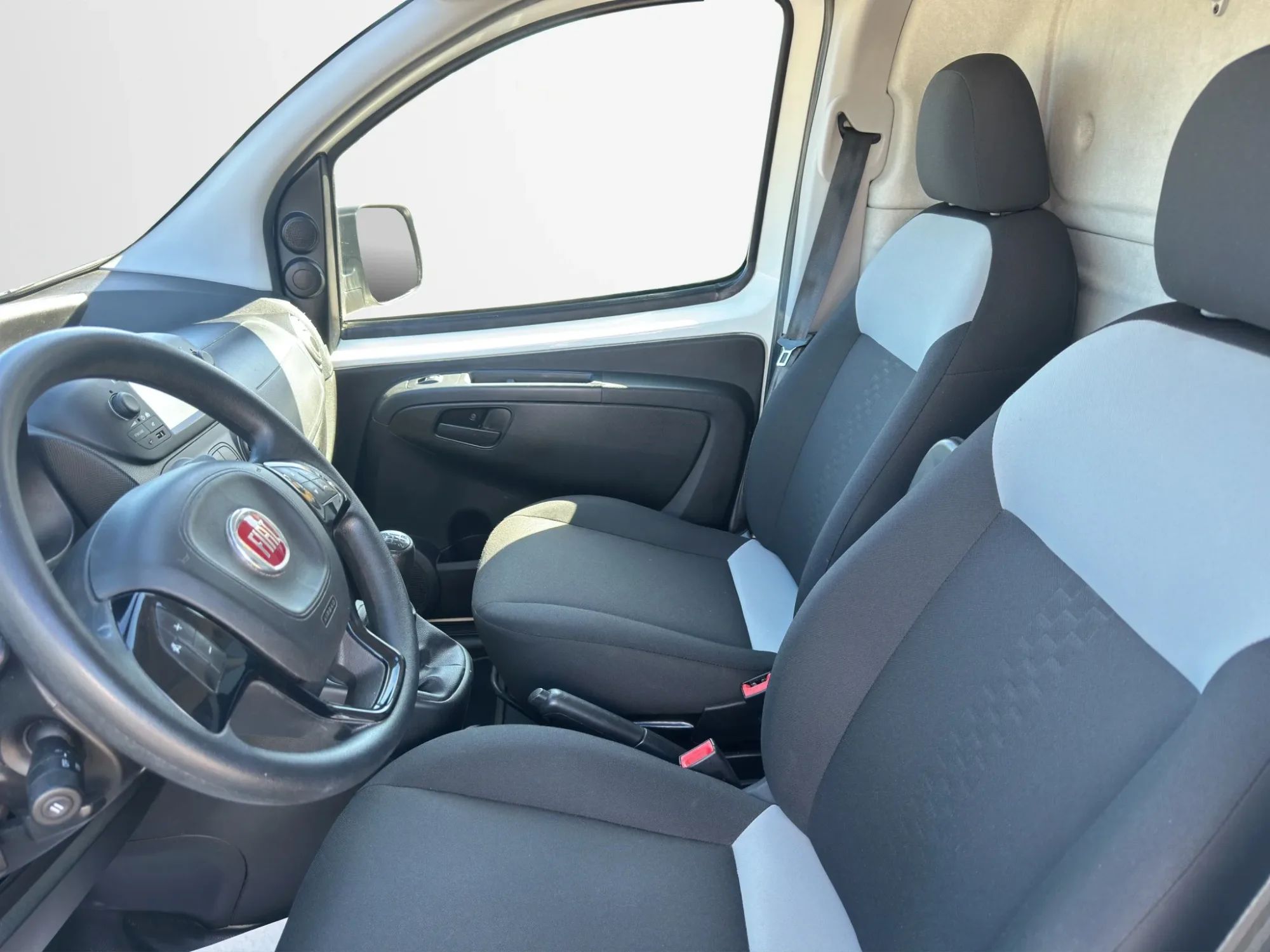 Fiat Fiorino 1.3 MJT CARGO ADVENTURE 2018 — foto 9 di 19