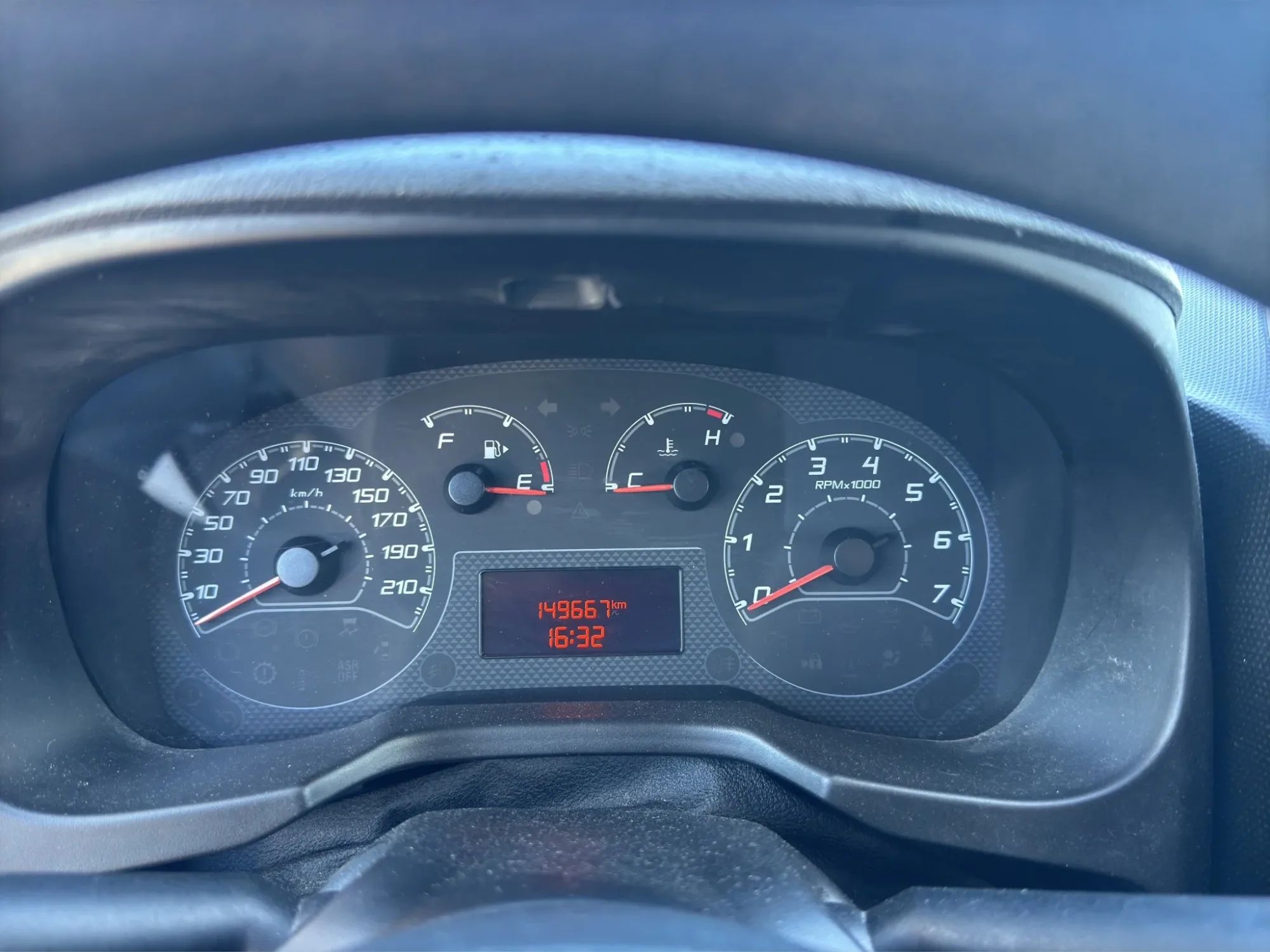 Fiat Fiorino 1.3 MJT CARGO ADVENTURE 2018 — foto 10 di 19