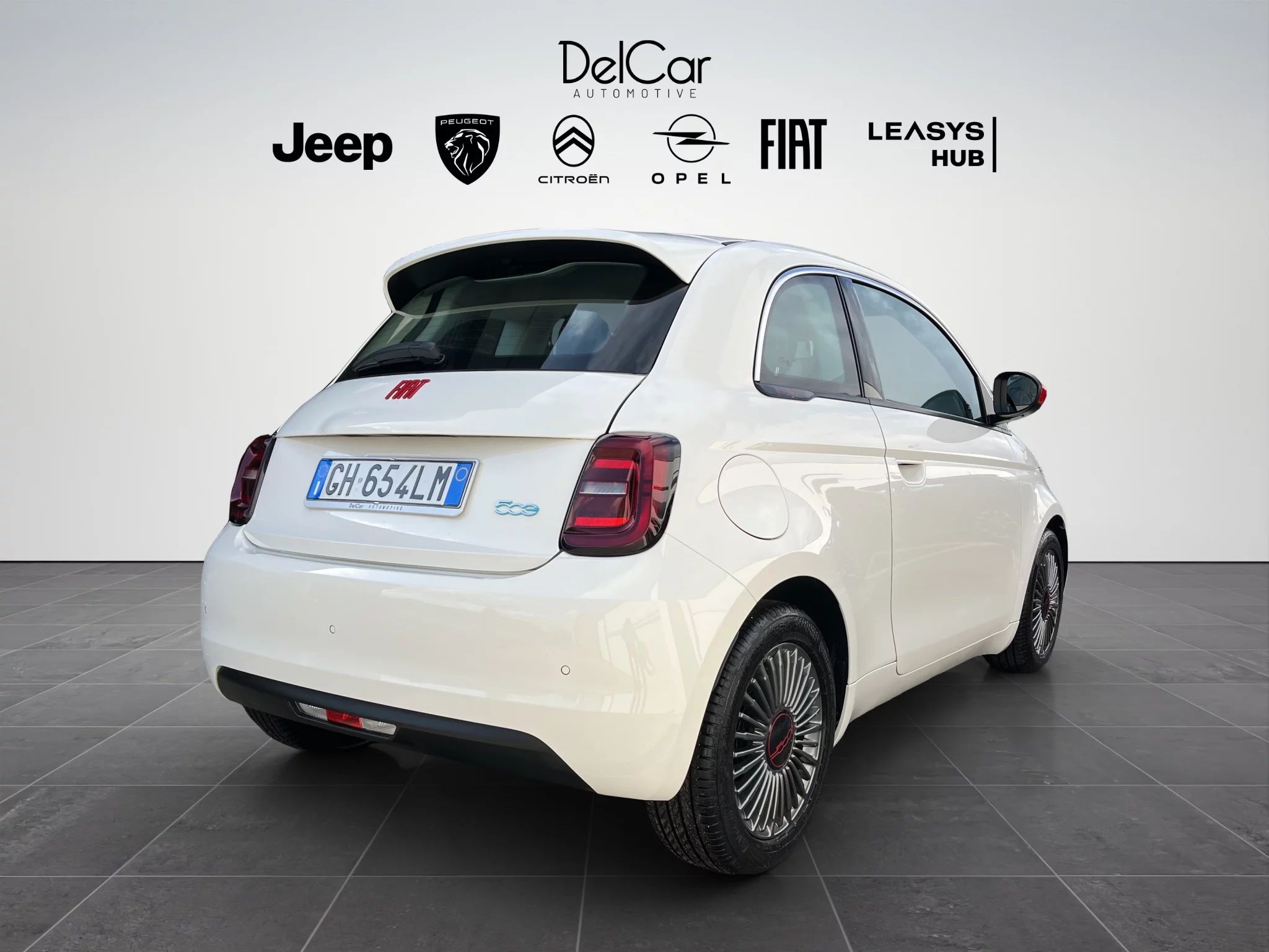 Fiat 500e 100% Elettrica RED 2021 — foto 6 di 19