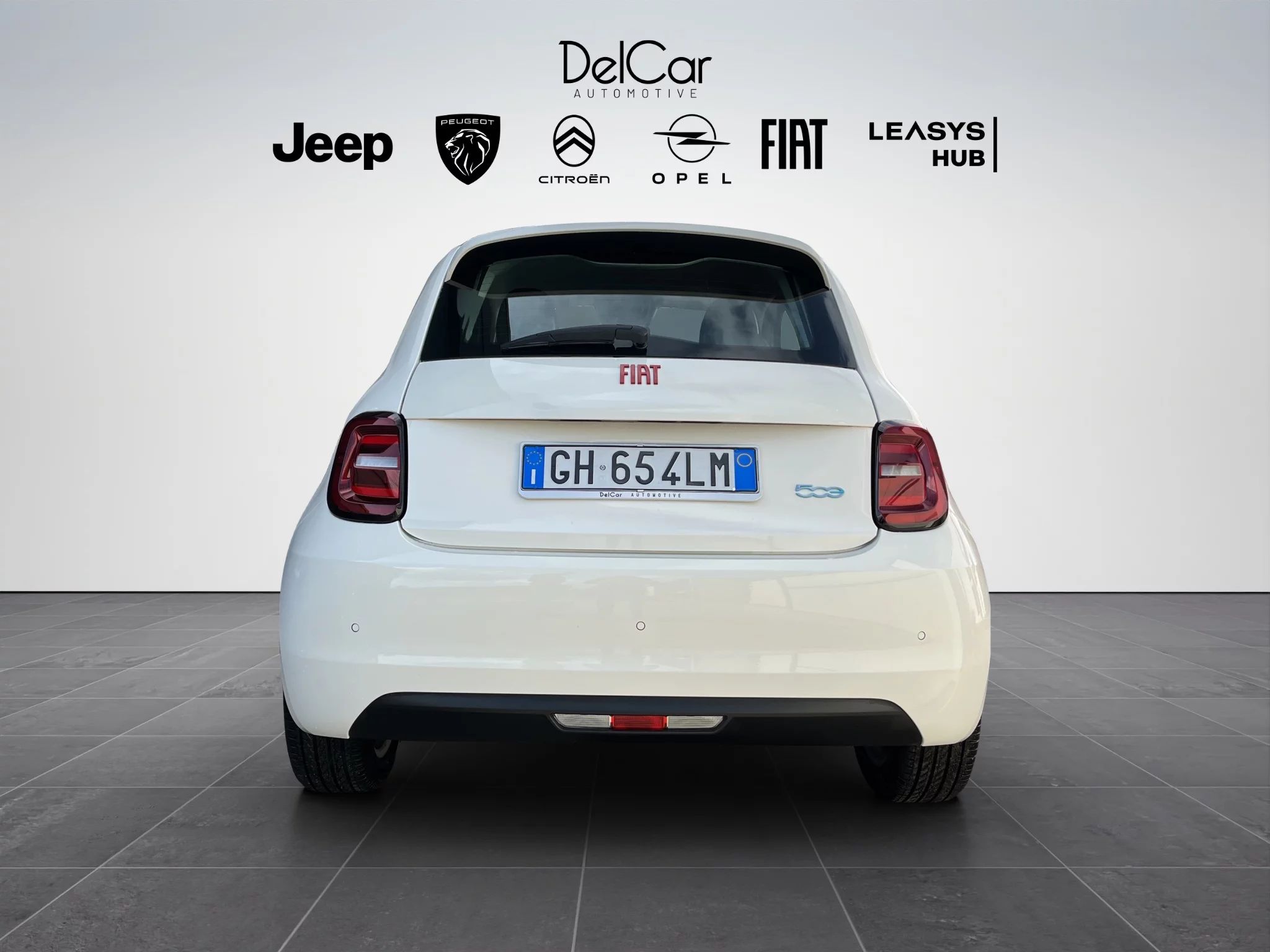 Fiat 500e 100% Elettrica RED 2021 — foto 5 di 19