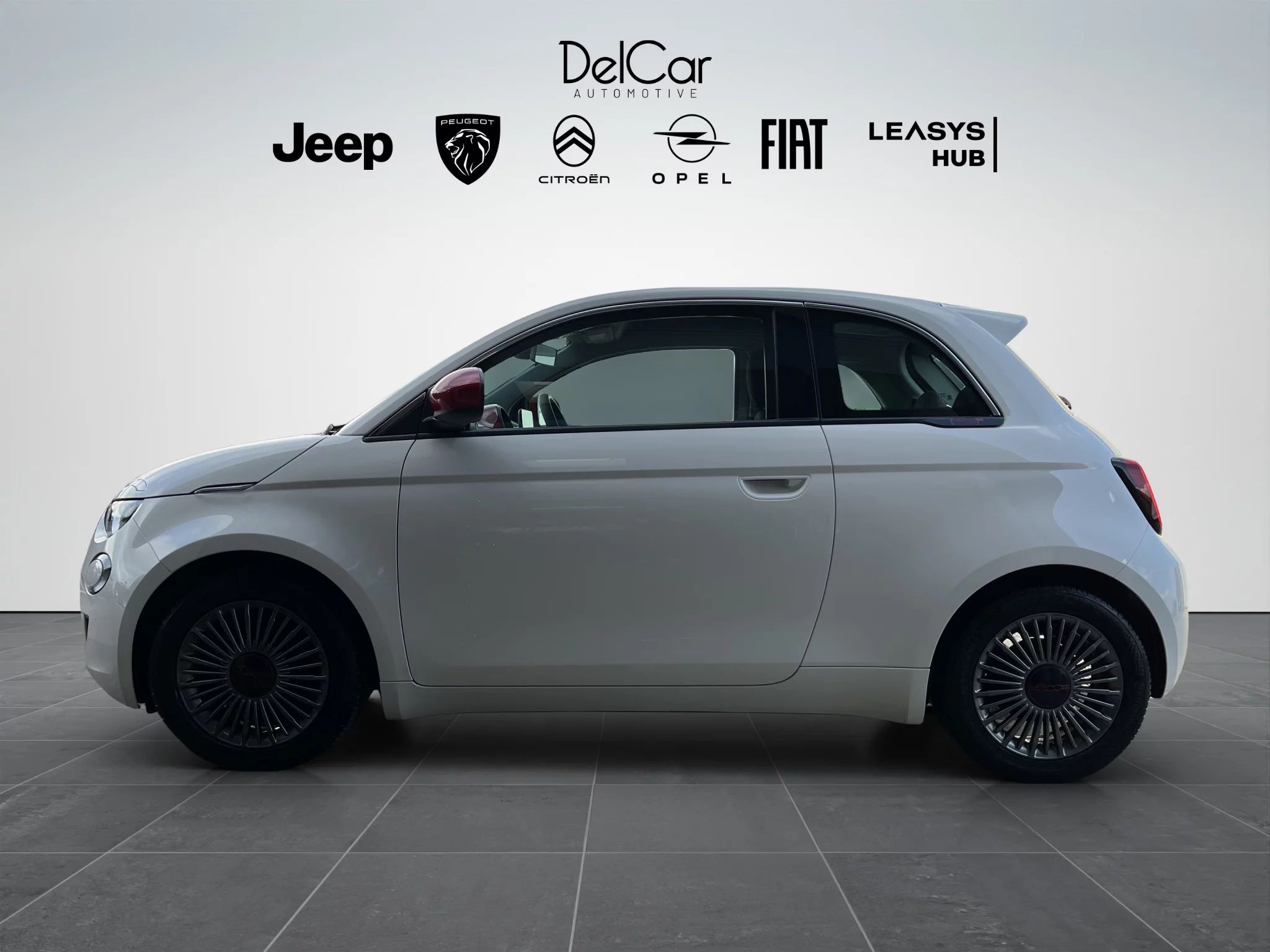Fiat 500e 100% Elettrica RED 2021 — foto 3 di 19