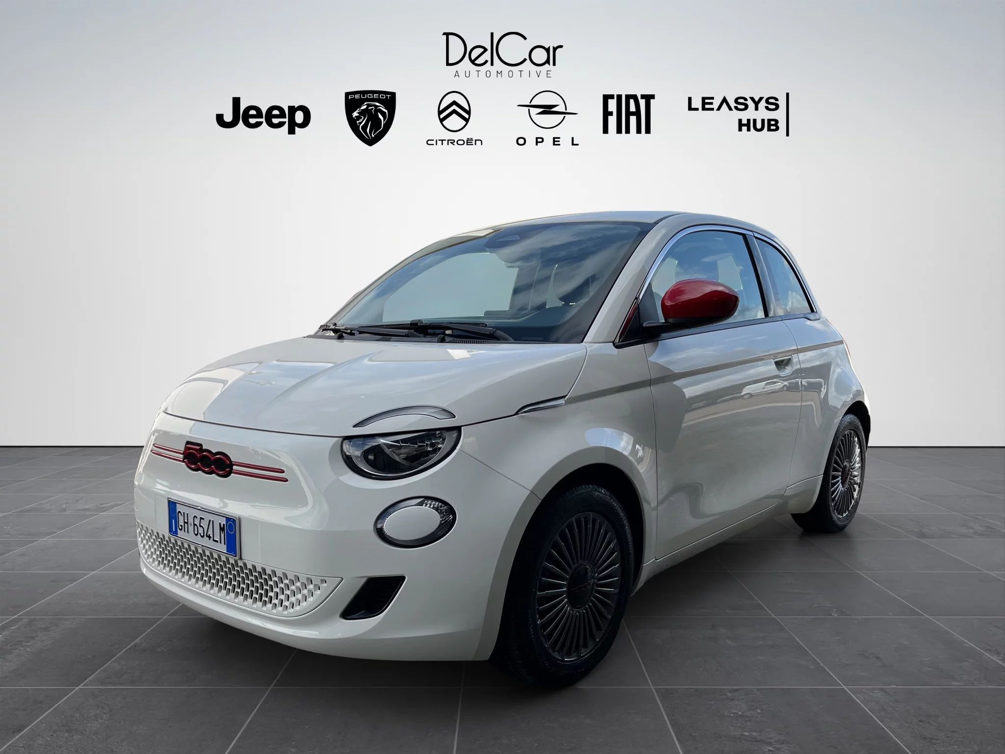 Fiat 500e 100% Elettrica RED 2021 — foto 2 di 19