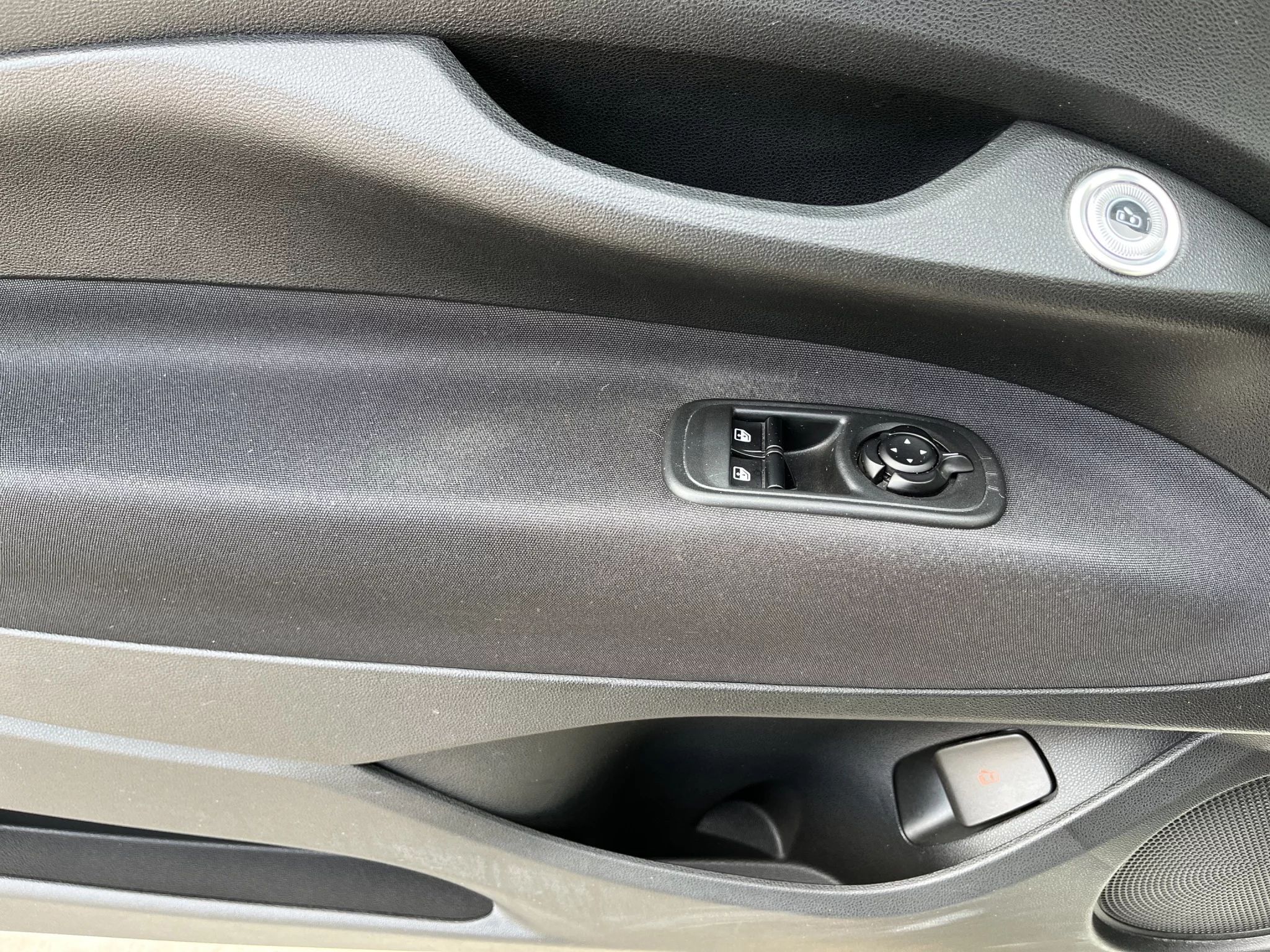 Fiat 500e 100% Elettrica RED 2021 — foto 11 di 19