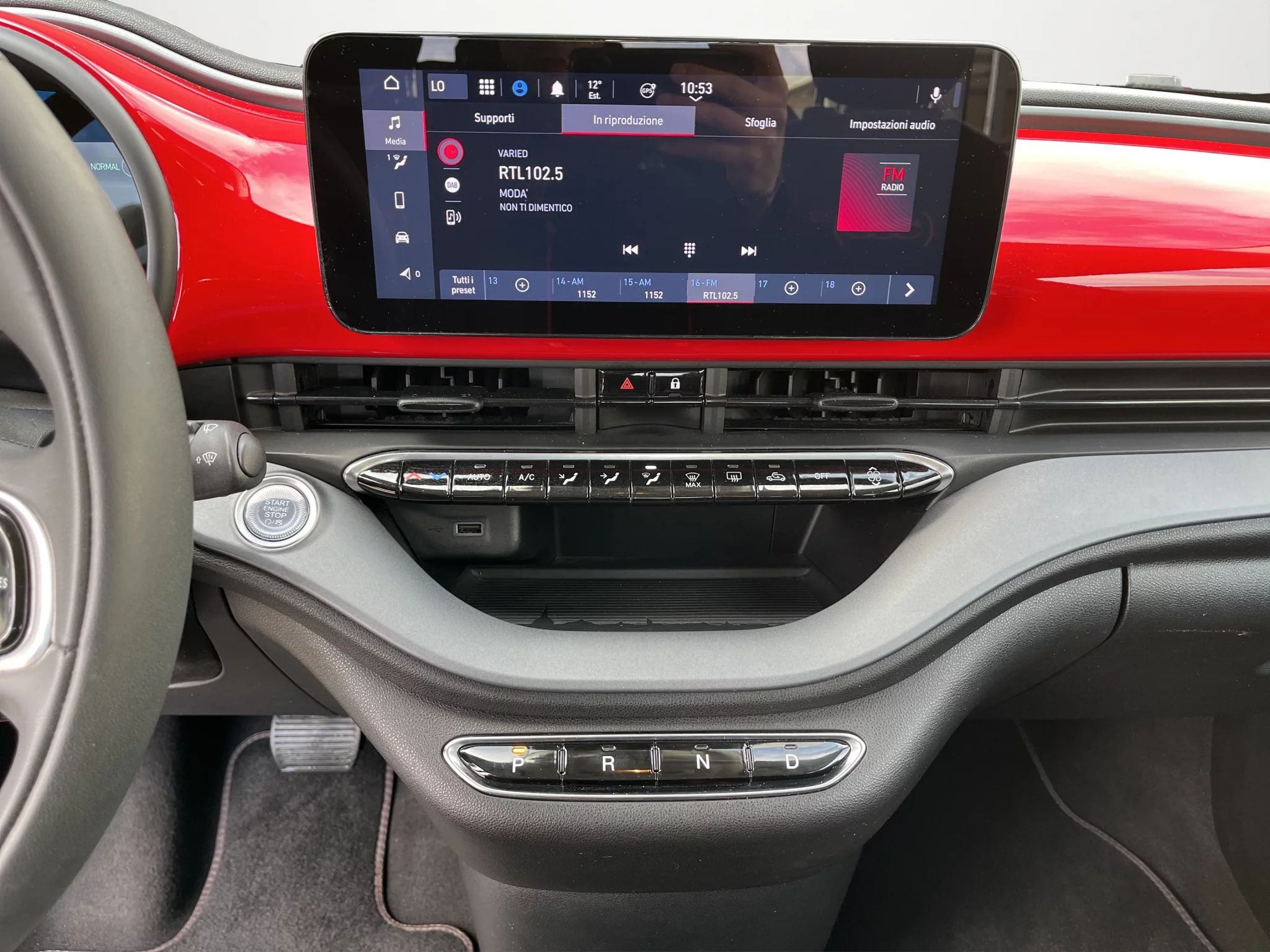 Fiat 500e 100% Elettrica RED 2021 — foto 14 di 19