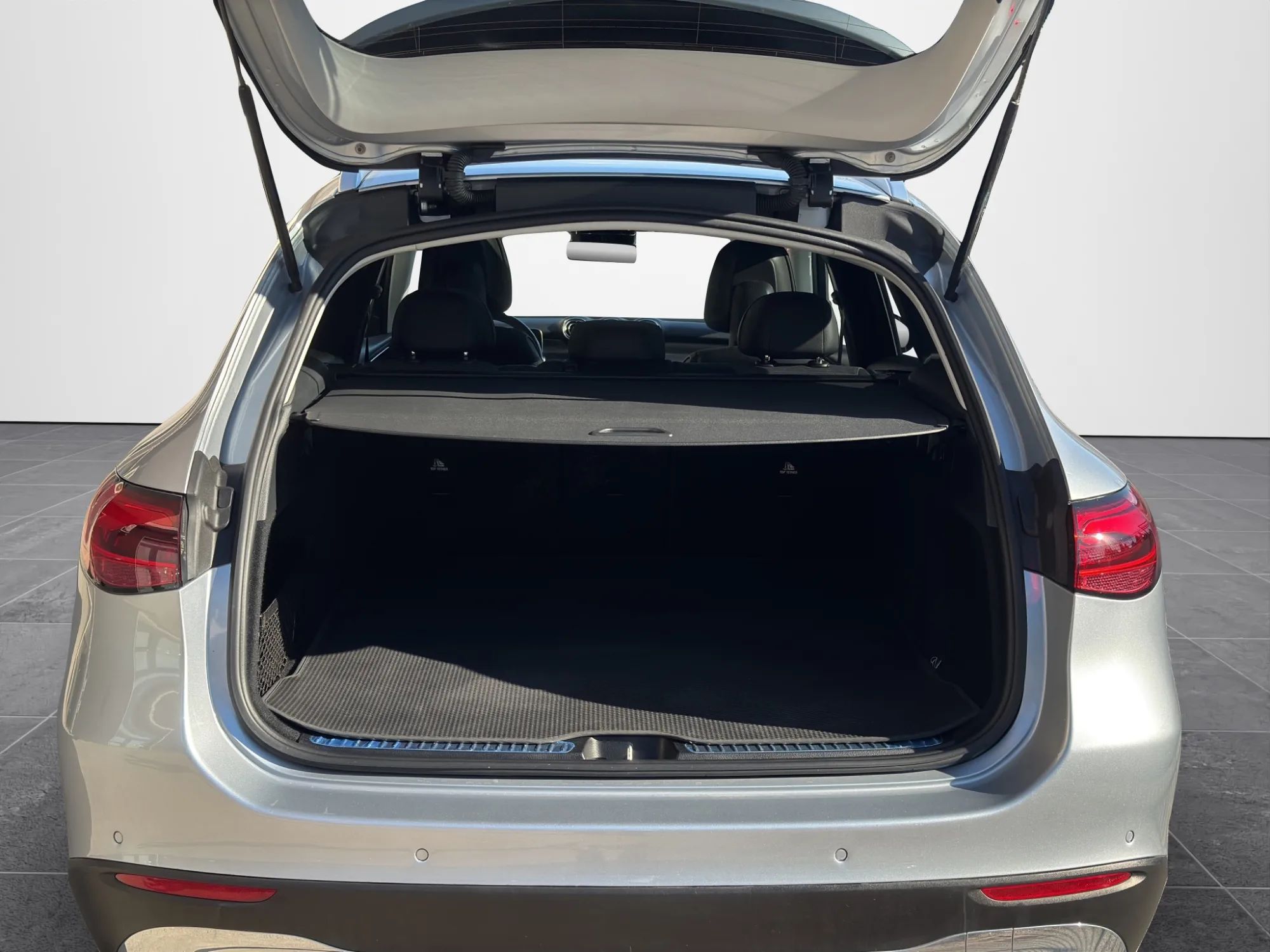 Mercedes-Benz GLC 220d 4Matic MHD Suv Advanced Plus 2023 — foto 17 di 22