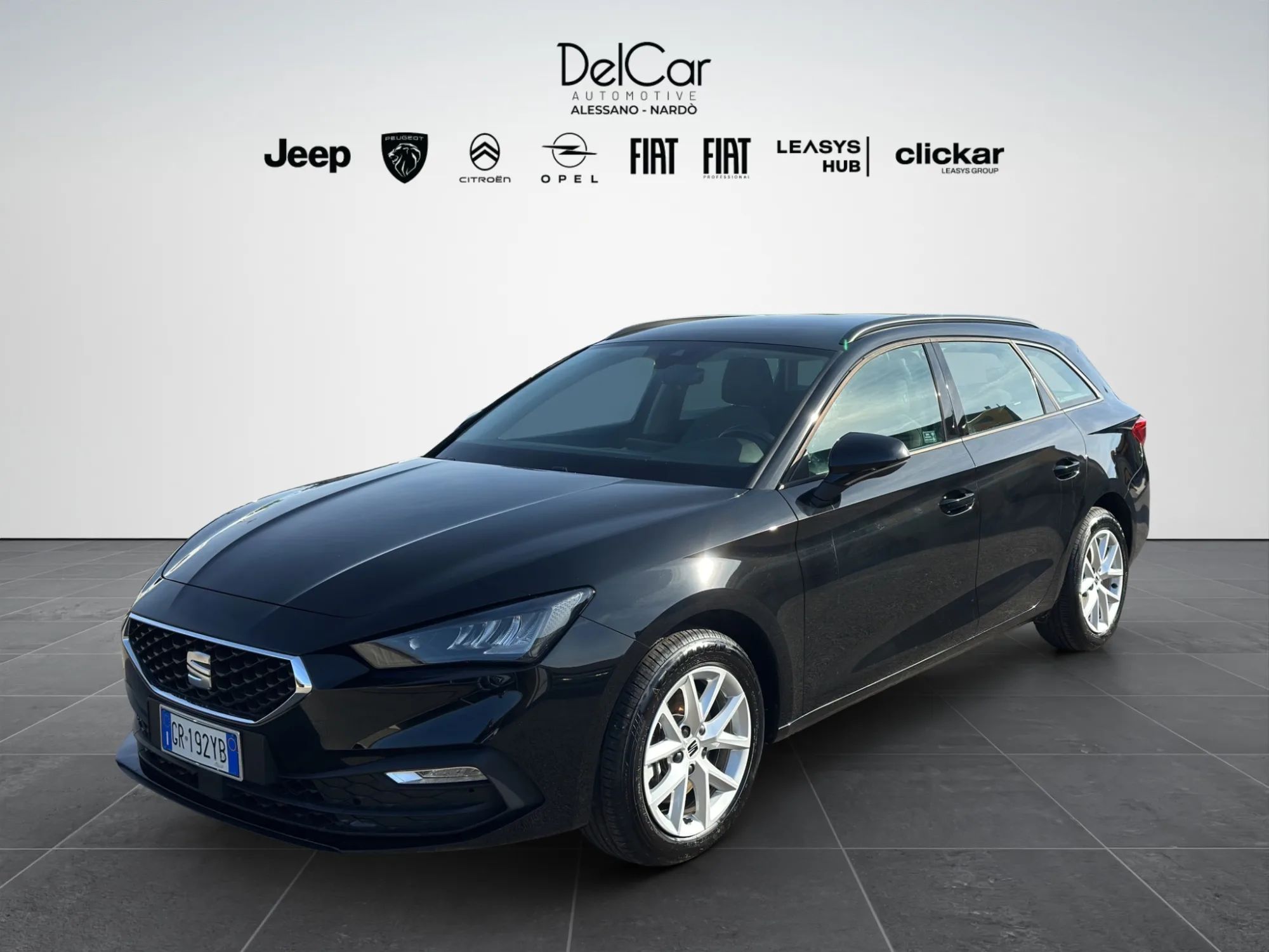 Seat Leon SportsTourer 2.0 TDI 116 Cv. 2023 — foto 2 di 21