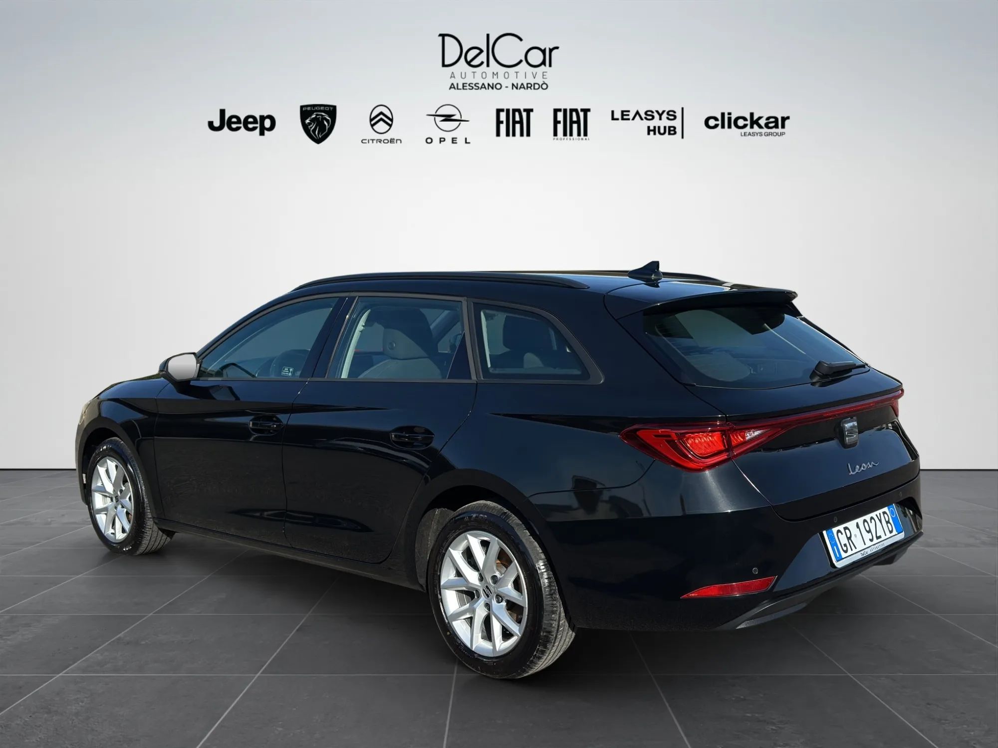 Seat Leon SportsTourer 2.0 TDI 116 Cv. 2023 — foto 4 di 21