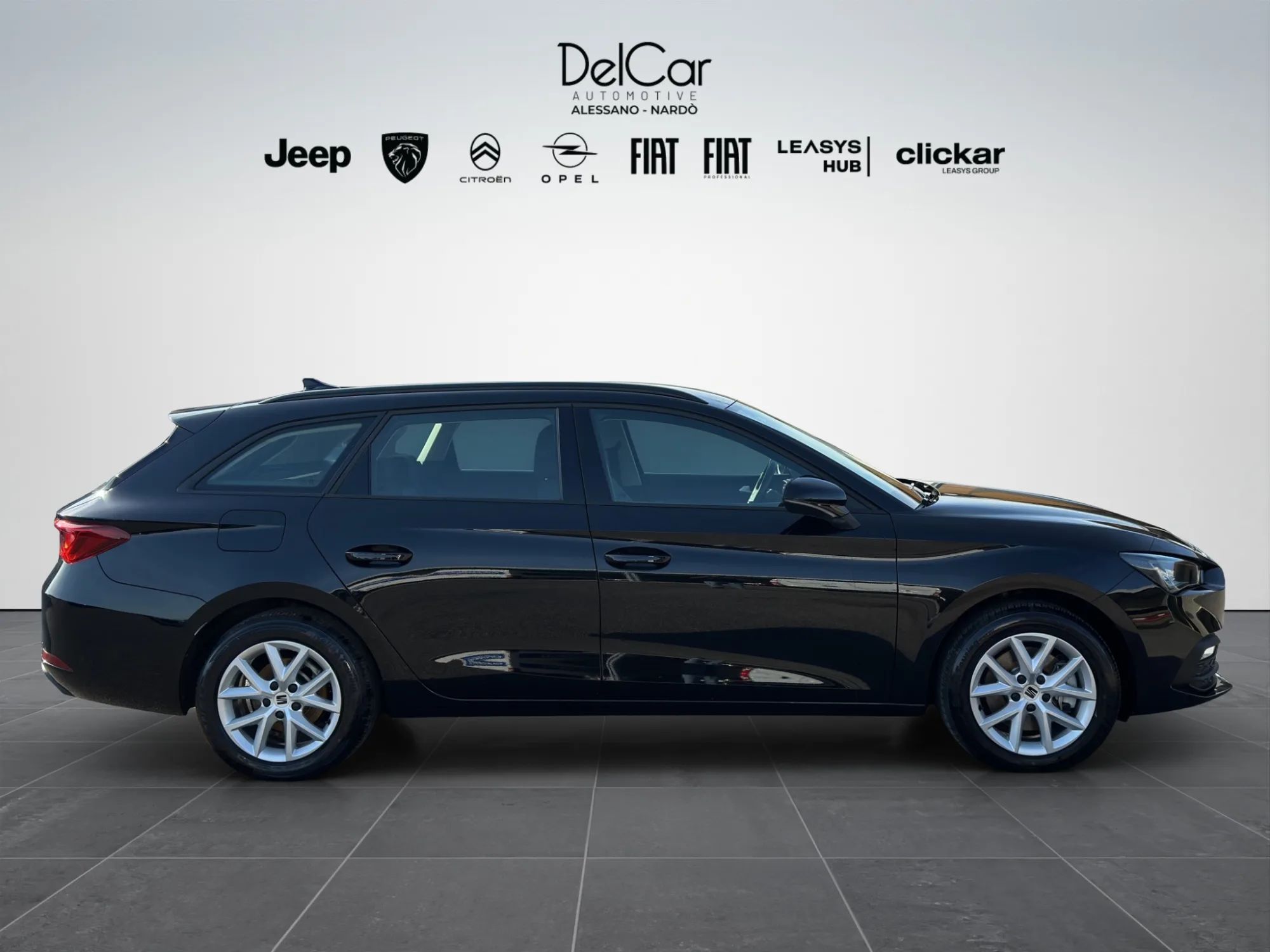 Seat Leon SportsTourer 2.0 TDI 116 Cv. 2023 — foto 7 di 21