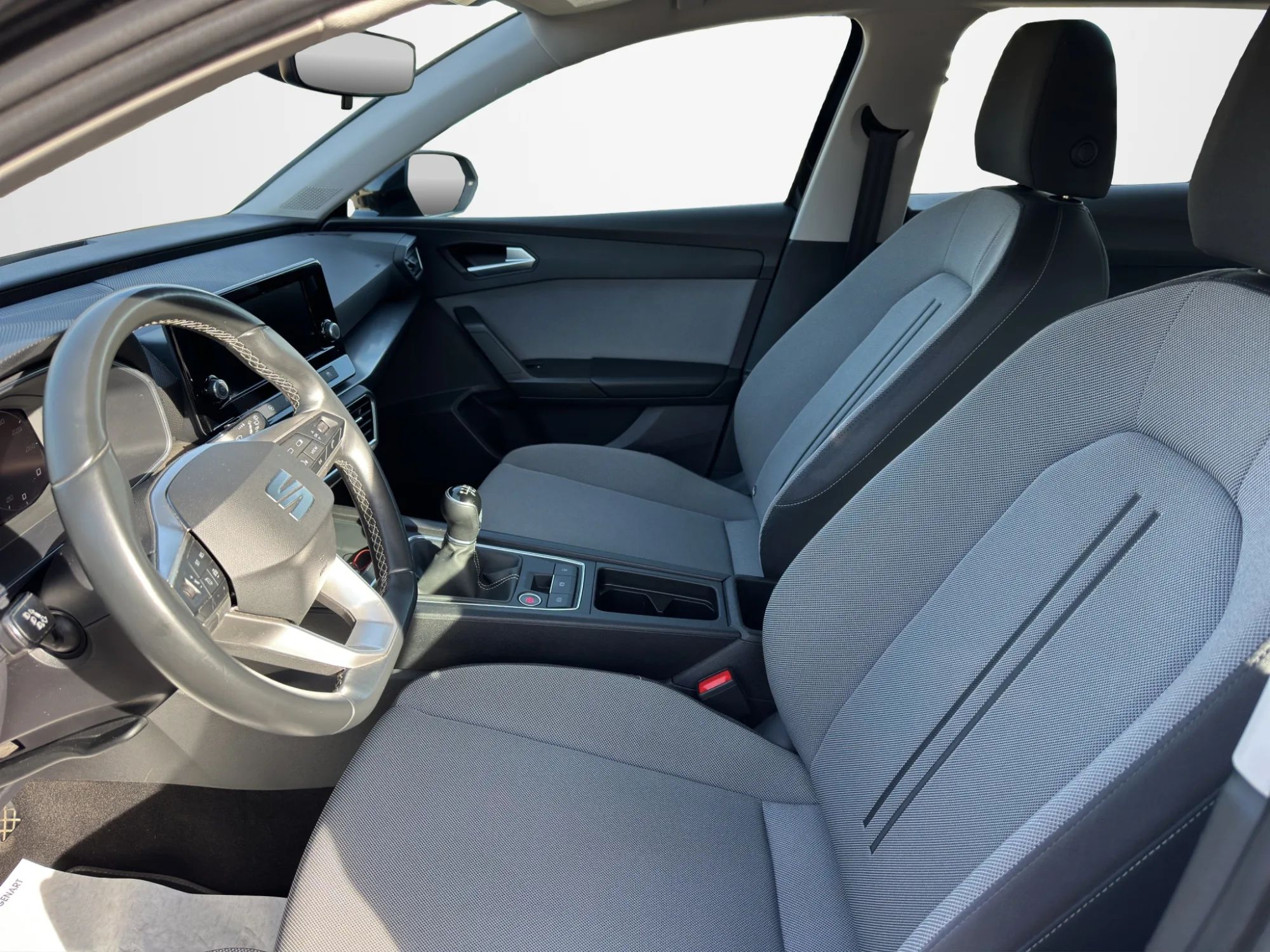 Seat Leon SportsTourer 2.0 TDI 116 Cv. 2023 — foto 9 di 21