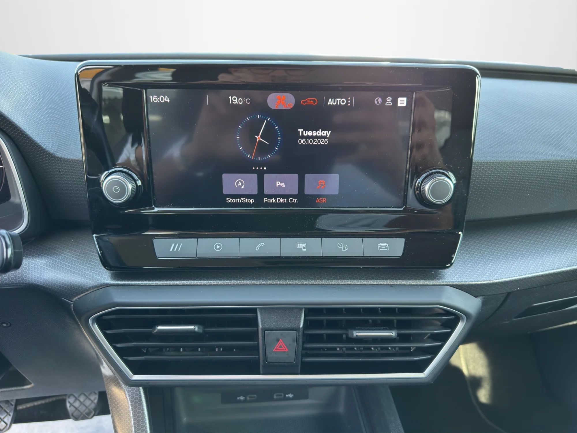 Seat Leon SportsTourer 2.0 TDI 116 Cv. 2023 — foto 15 di 21