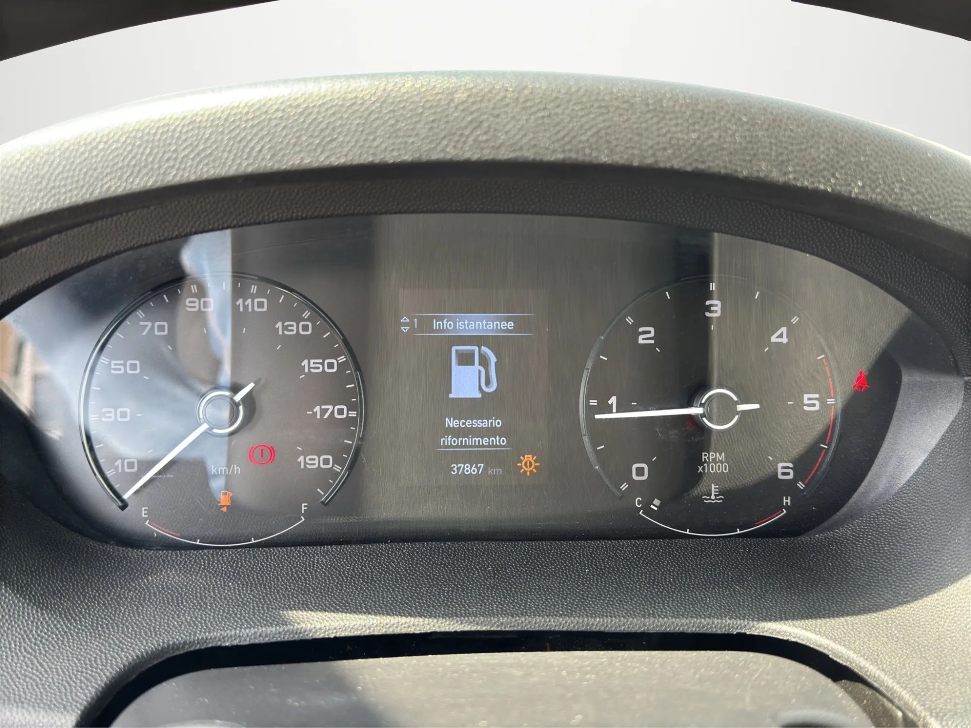 Fiat Ducato 2023 — foto 11 di 22