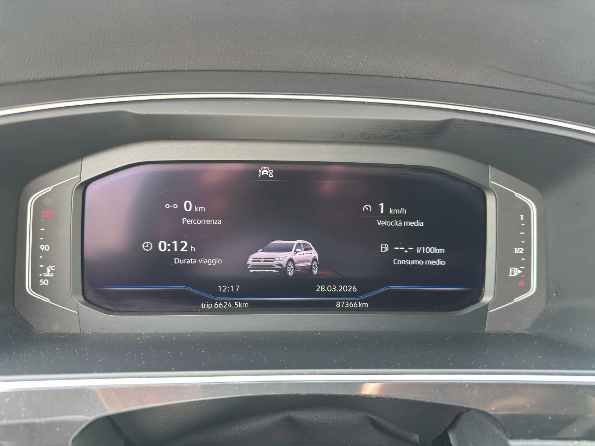 Volkswagen Tiguan 2.0 TDI DSG ELEGANCE 2022 — foto 11 di 24