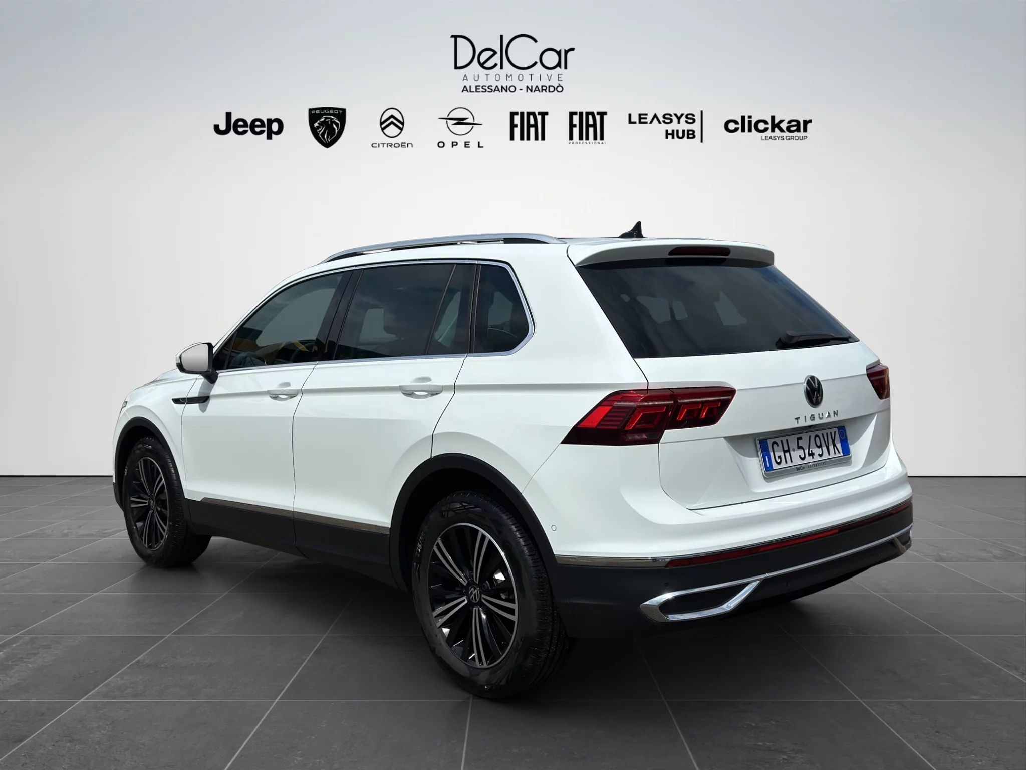 Volkswagen Tiguan 2.0 TDI DSG ELEGANCE 2022 — foto 4 di 24