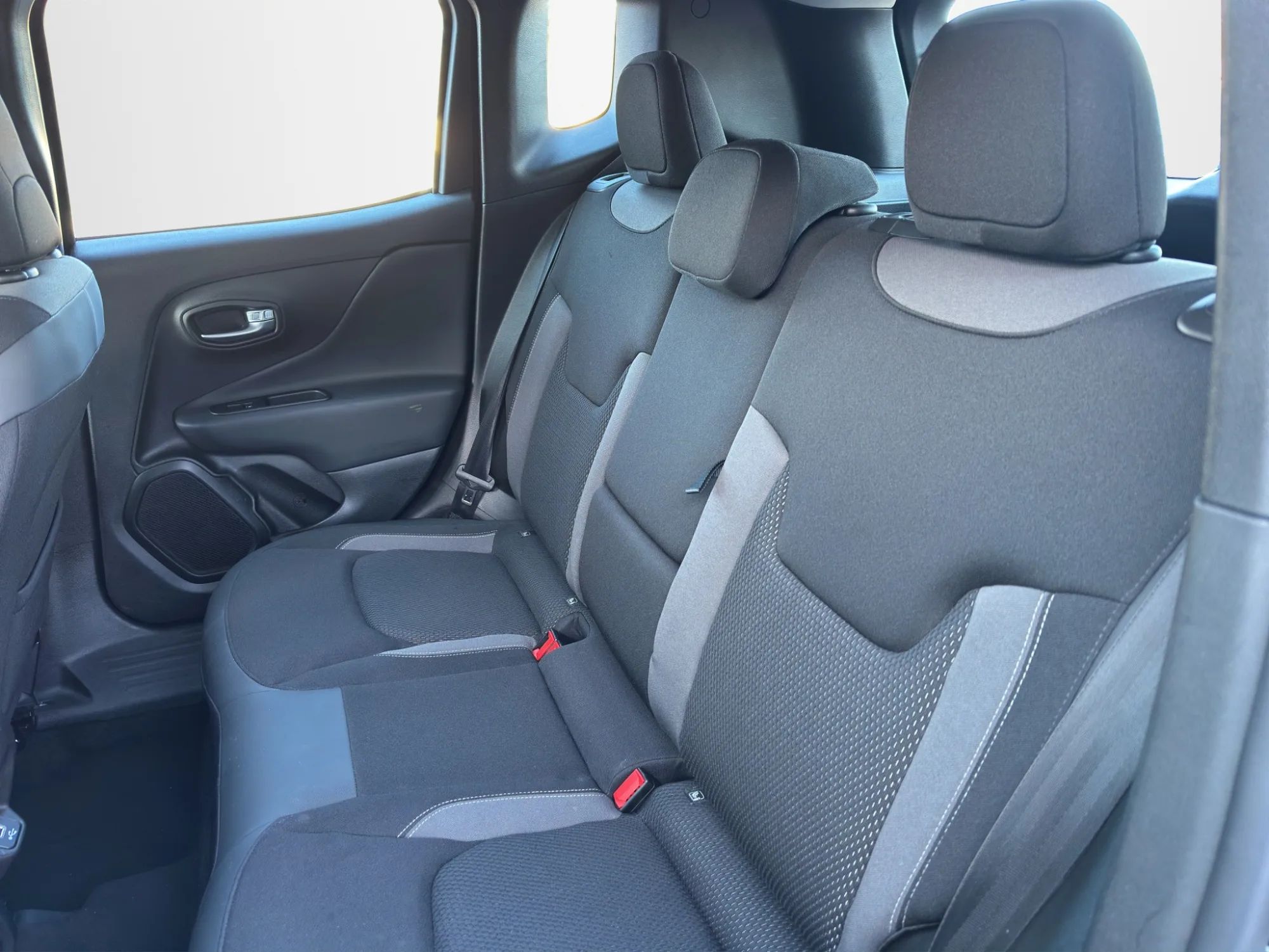 Jeep Renegade 1.6 MJT Limited 2022 — foto 13 di 21