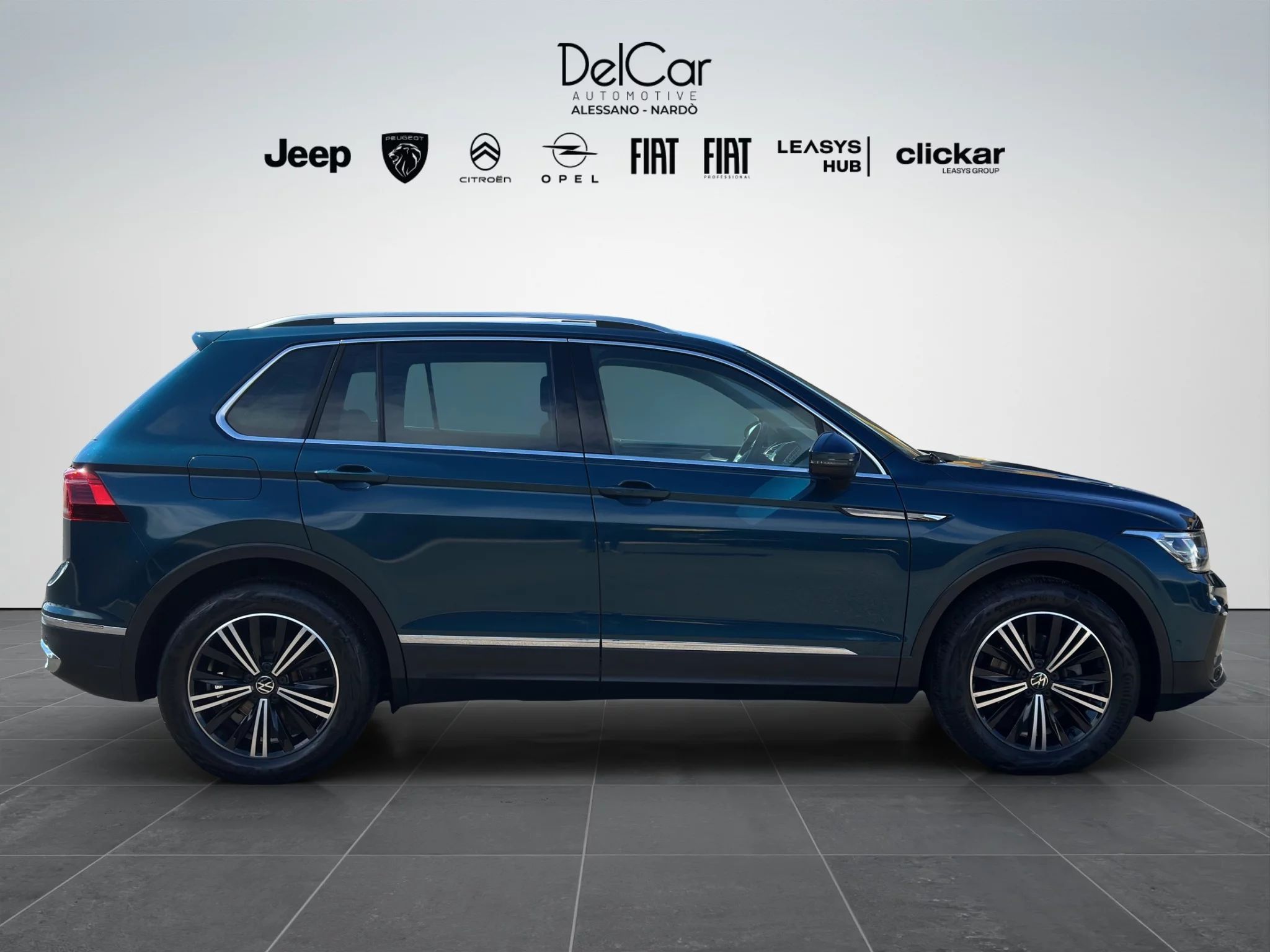 Volkswagen Tiguan 2.0 TDI DSG ELEGANCE 2022 — foto 7 di 21