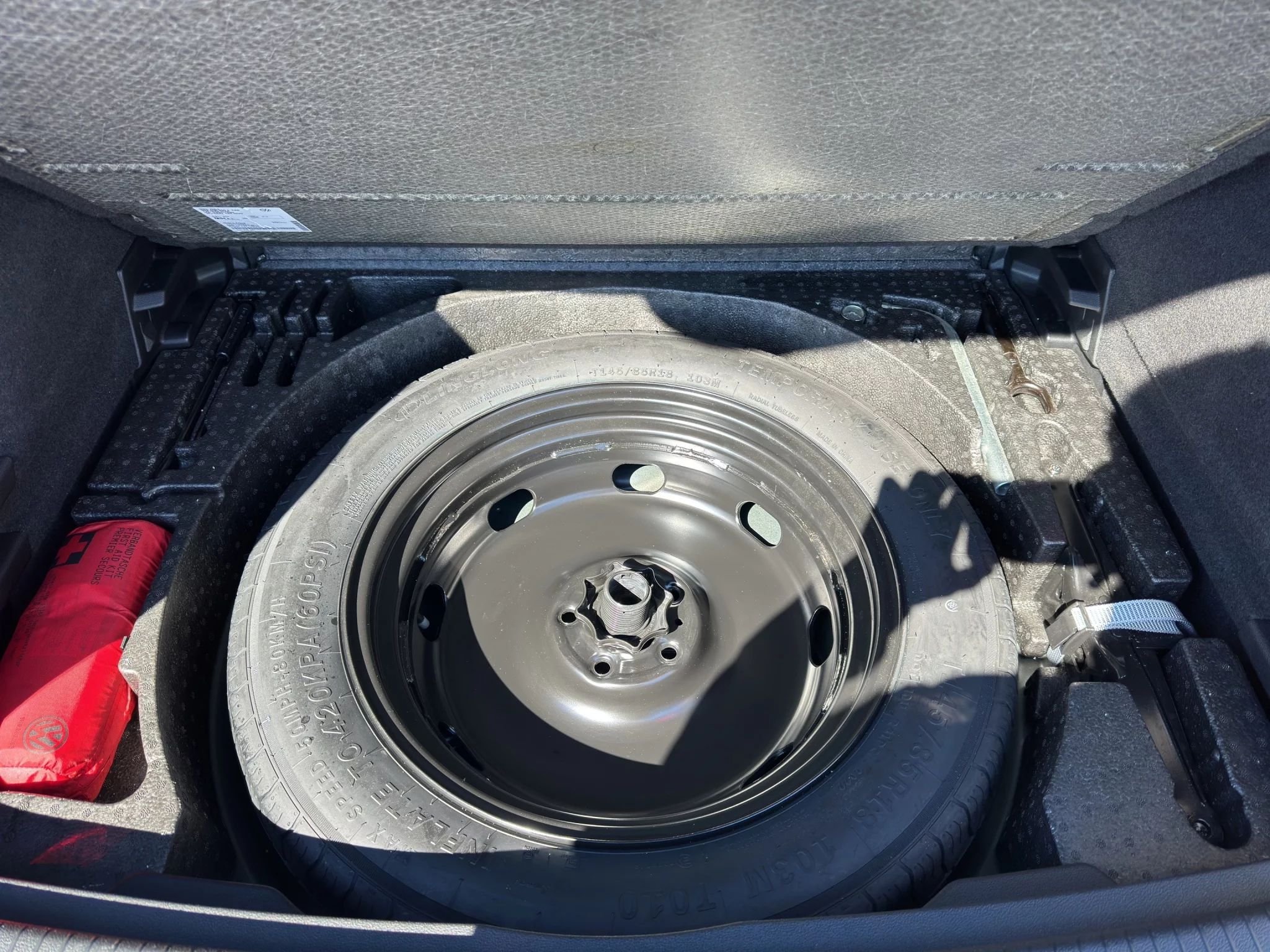 Volkswagen Tiguan 2.0 TDI DSG ELEGANCE 2022 — foto 19 di 21