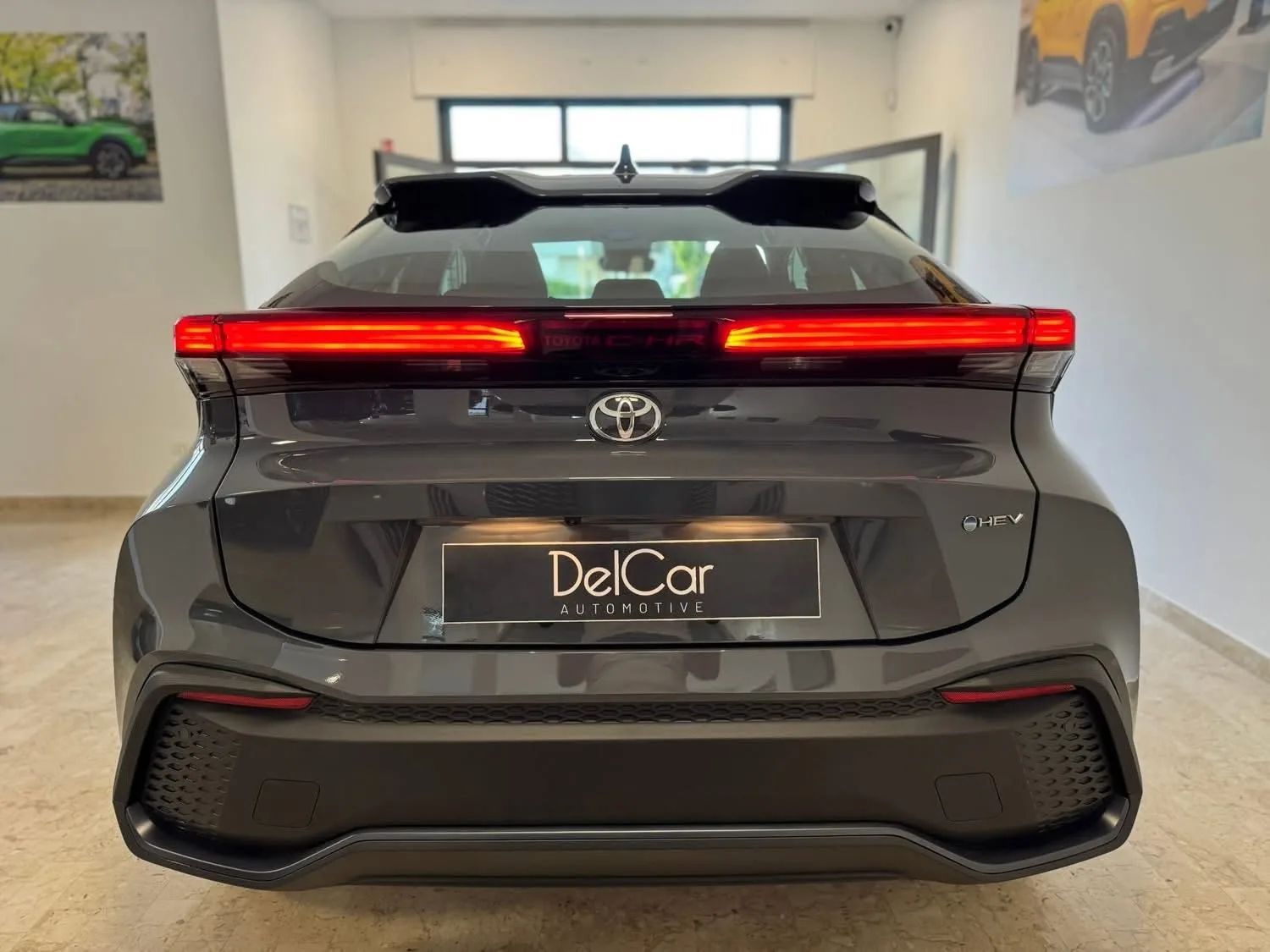 Toyota C-HR Full Hybrid FWD 140 Cv. Active 2026 — foto 5 di 17